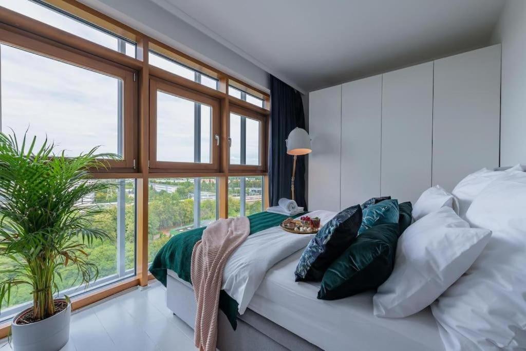 Central Warsaw Apartment - Great Location - City View- Slominskiego Екстериор снимка